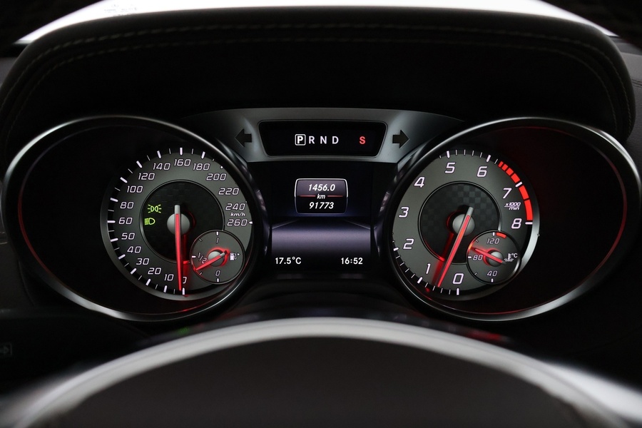 Mercedes-Benz SL vaihtoauto