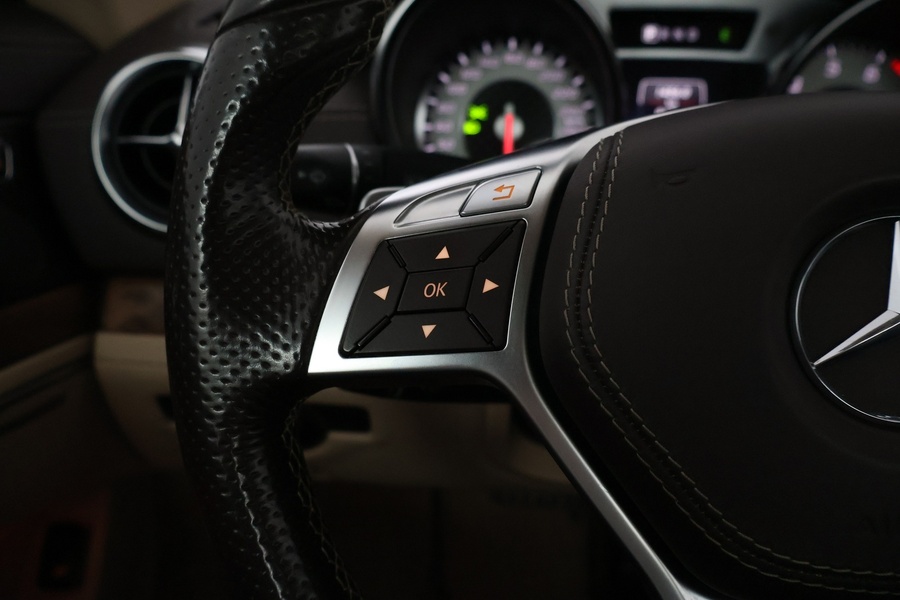 Mercedes-Benz SL vaihtoauto