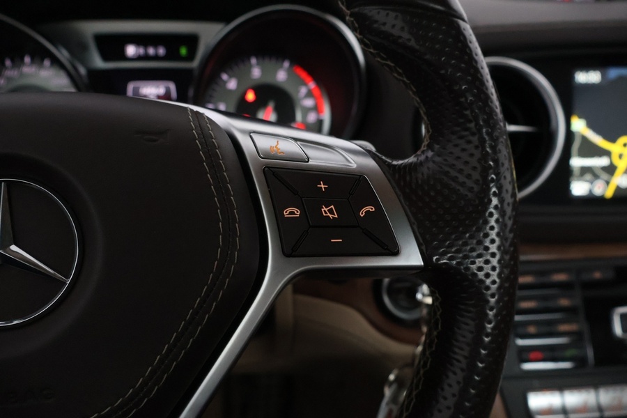 Mercedes-Benz SL vaihtoauto