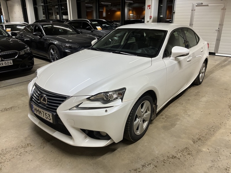 Lexus IS vaihtoauto