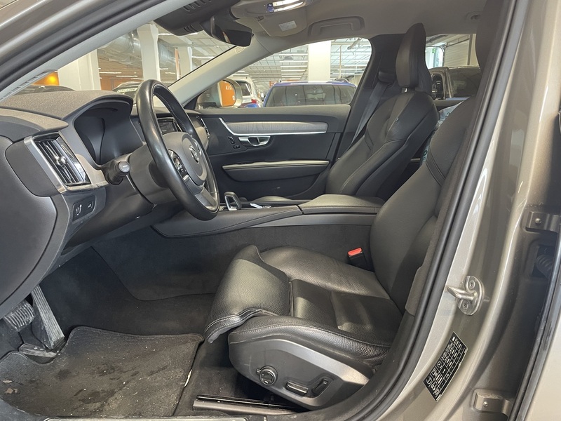 Volvo V90 Cross Country vaihtoauto