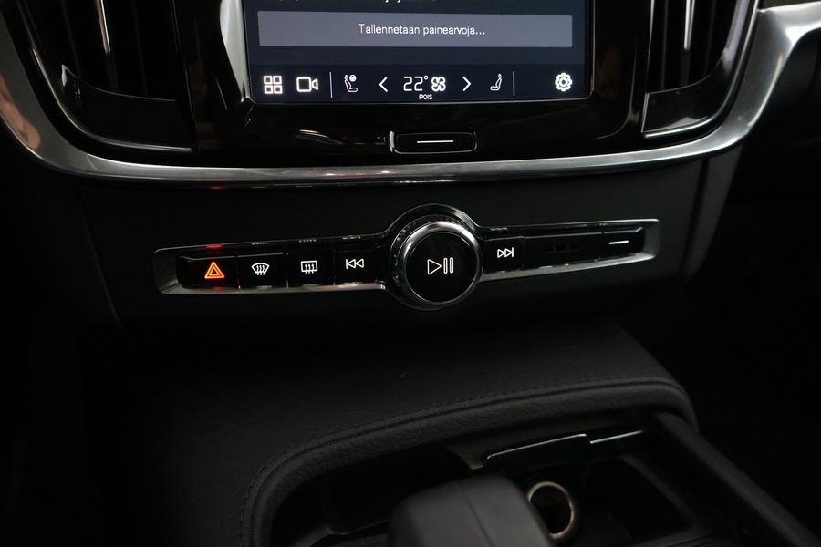 Volvo V90 Cross Country vaihtoauto