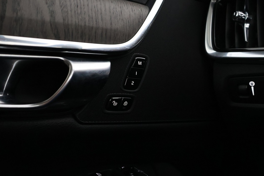 Volvo V90 Cross Country vaihtoauto