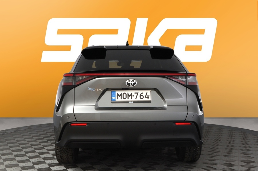 Toyota bZ4X vaihtoauto