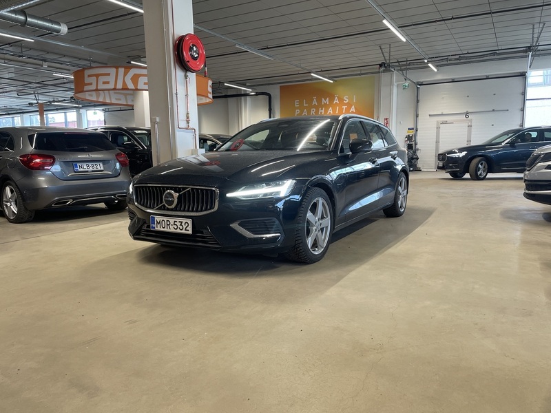 Volvo V60 vaihtoauto