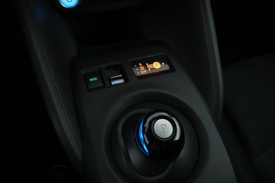 Nissan Leaf vaihtoauto