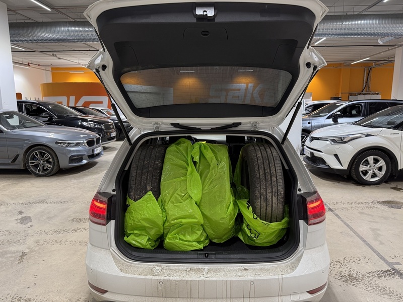 Volkswagen Golf vaihtoauto