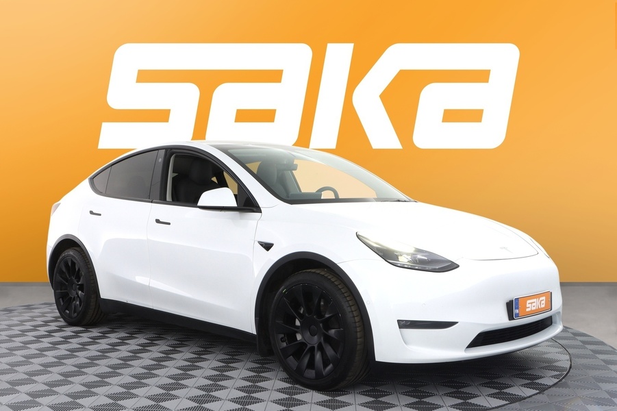 Tesla Model Y vaihtoauto