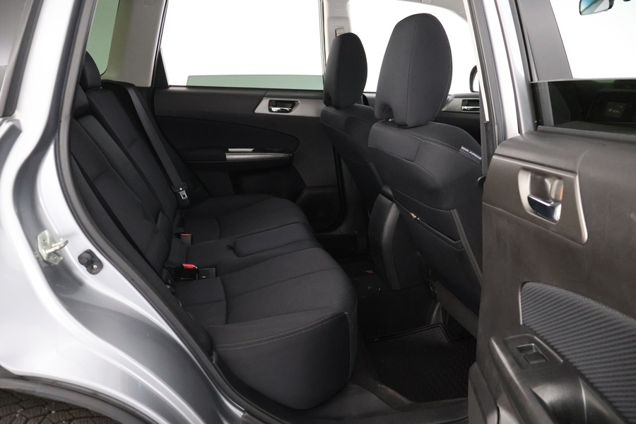 Subaru Forester vaihtoauto