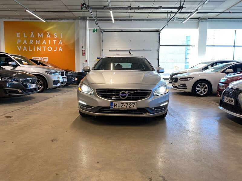 Volvo V60 vaihtoauto