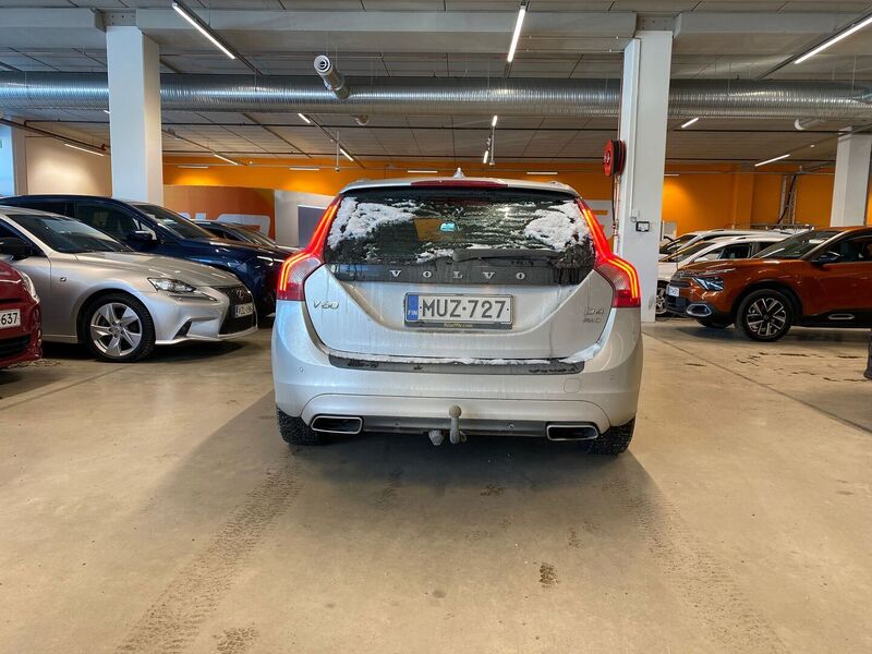 Volvo V60 vaihtoauto