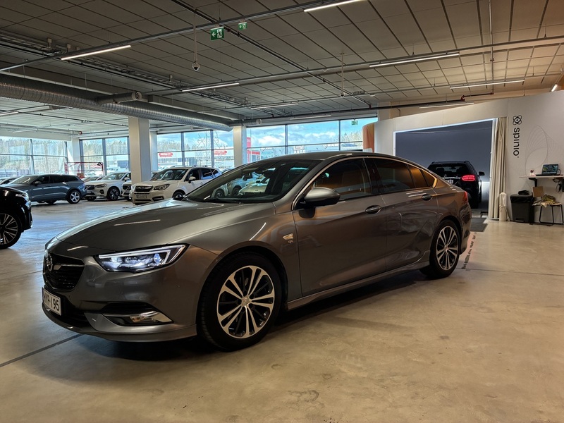 Opel Insignia vaihtoauto