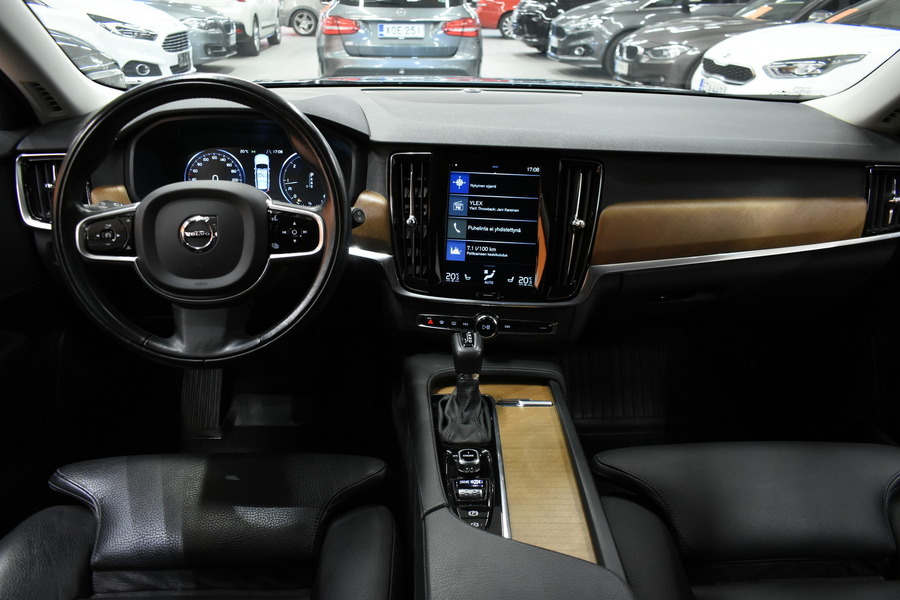 Volvo V90 vaihtoauto