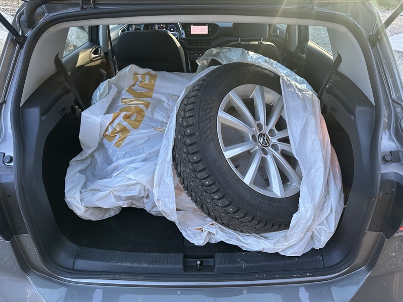 Volkswagen T-Cross vaihtoauto