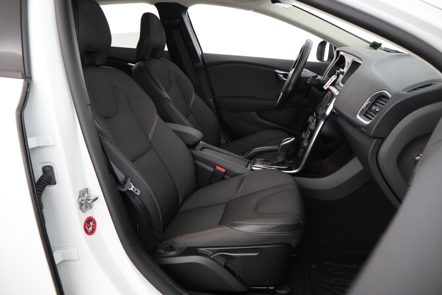 Volvo V40 Cross Country vaihtoauto