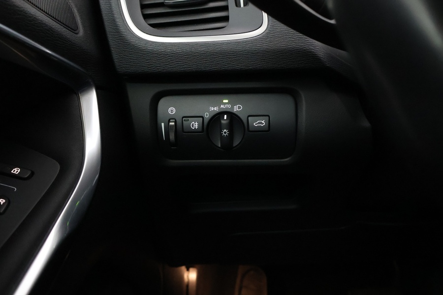 Volvo V40 Cross Country vaihtoauto