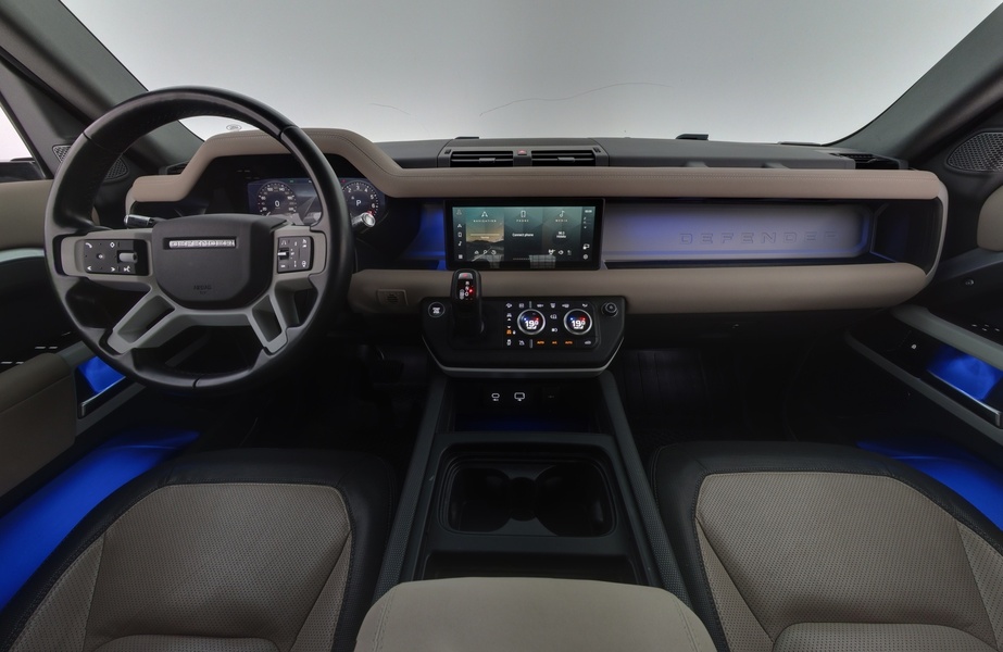 Land Rover Defender vaihtoauto