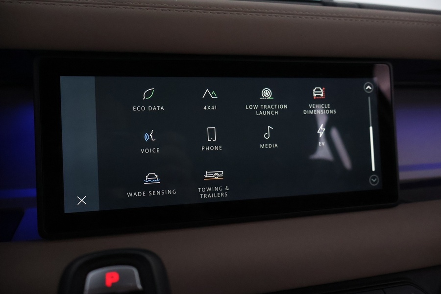 Land Rover Defender vaihtoauto