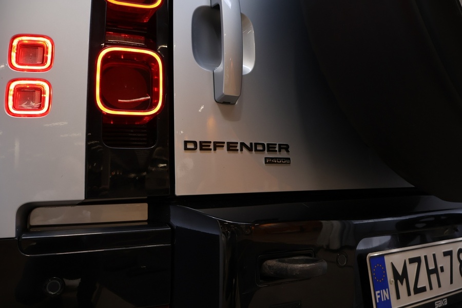 Land Rover Defender vaihtoauto