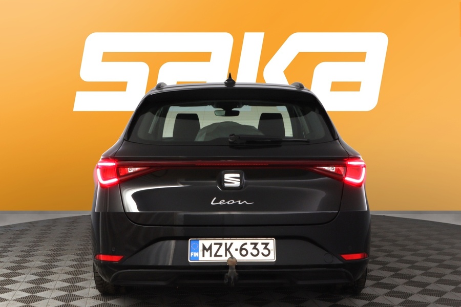 SEAT Leon Sportstourer vaihtoauto