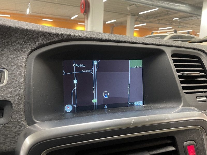 Volvo V60 vaihtoauto