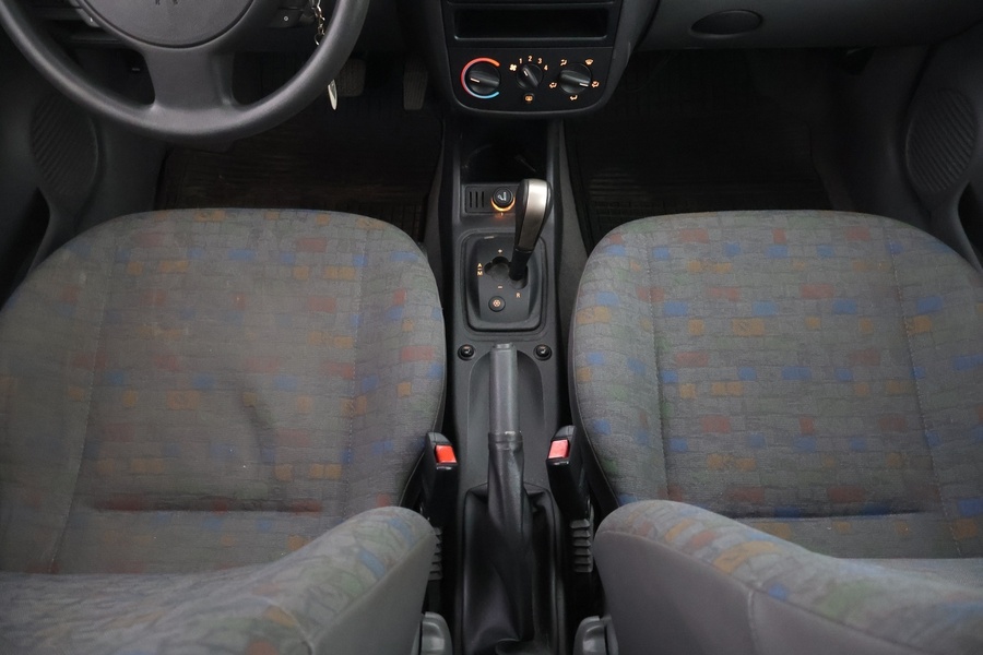 Opel Corsa vaihtoauto