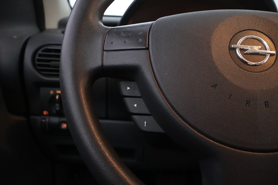 Opel Corsa vaihtoauto