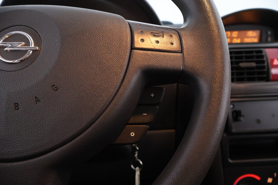 Opel Corsa vaihtoauto