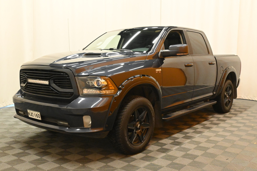 Dodge Ram vaihtoauto