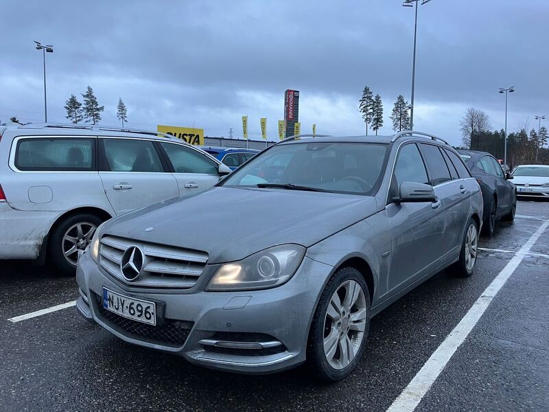 Mercedes-Benz C vaihtoauto
