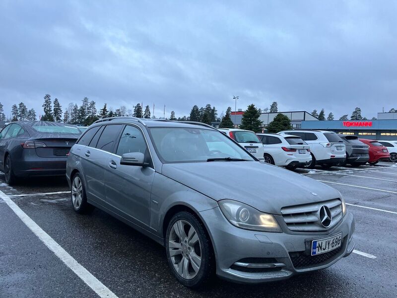Mercedes-Benz C vaihtoauto