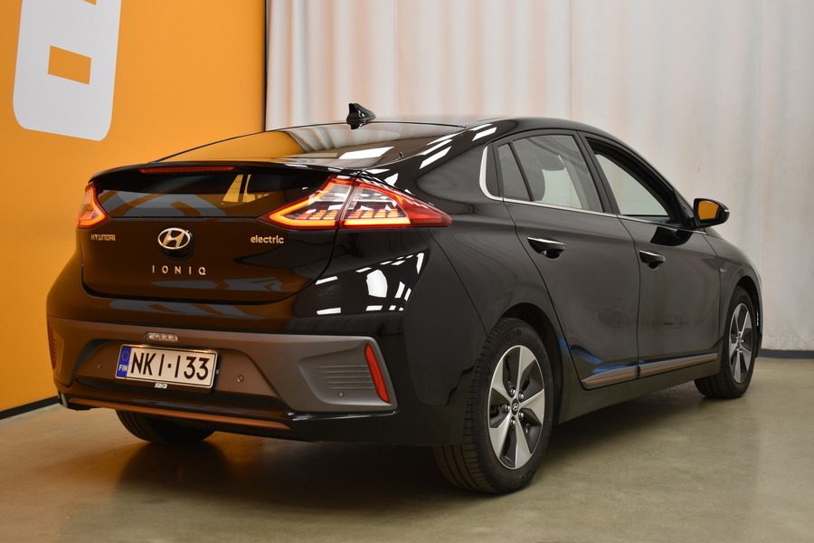 Hyundai IONIQ electric vaihtoauto