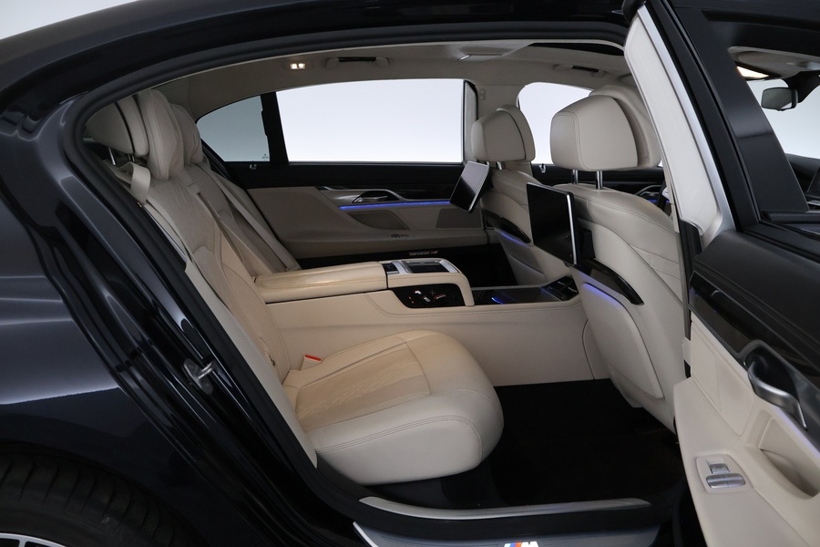 BMW 740 vaihtoauto