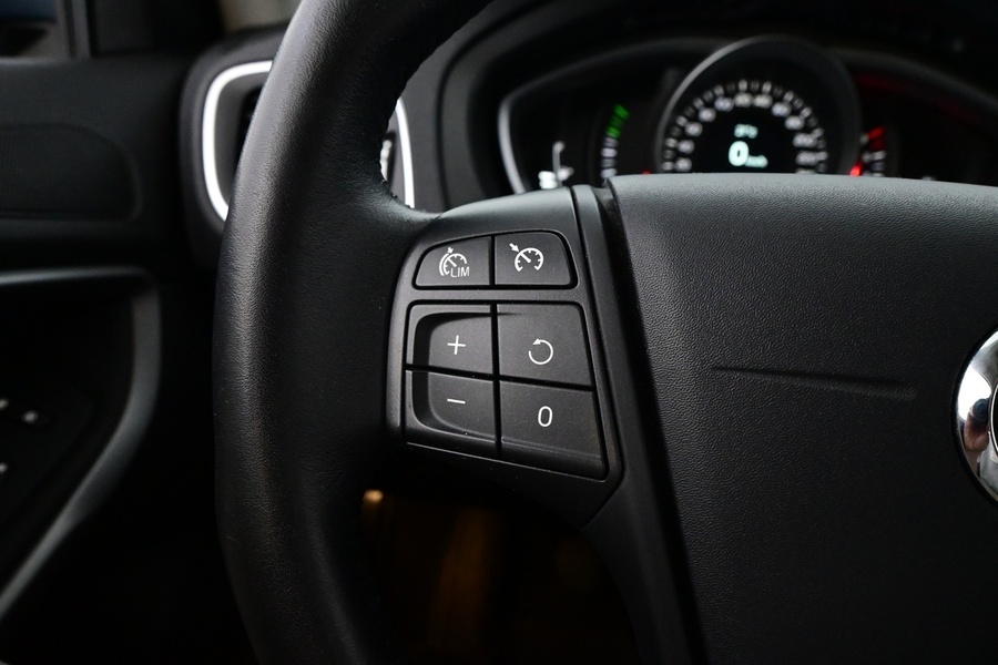 Volvo V40 vaihtoauto