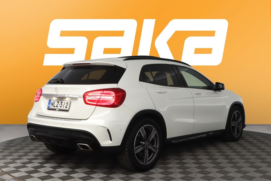 Mercedes-Benz GLA vaihtoauto