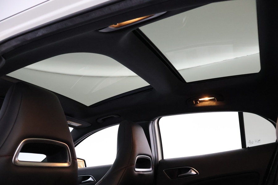 Mercedes-Benz GLA vaihtoauto