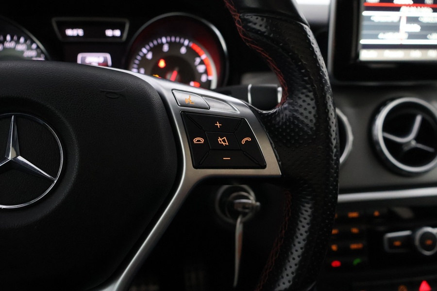 Mercedes-Benz GLA vaihtoauto