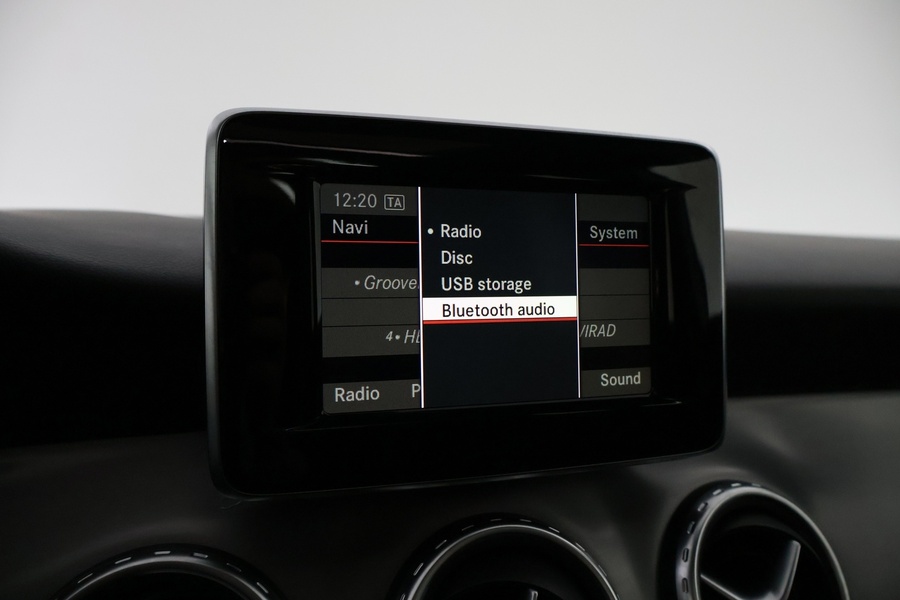 Mercedes-Benz GLA vaihtoauto