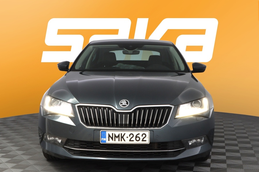 Skoda Superb vaihtoauto