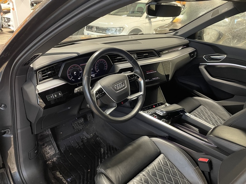 Audi e-tron vaihtoauto