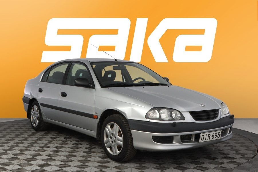 Toyota Avensis vaihtoauto