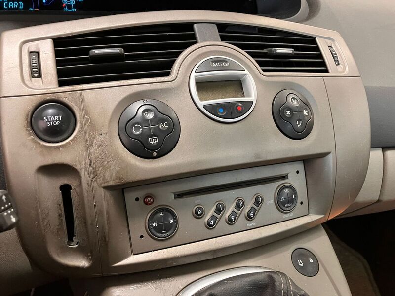 Renault Scénic vaihtoauto