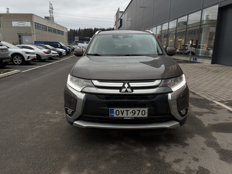 Mitsubishi Outlander vaihtoauto