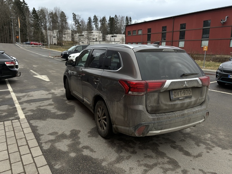 Mitsubishi Outlander vaihtoauto