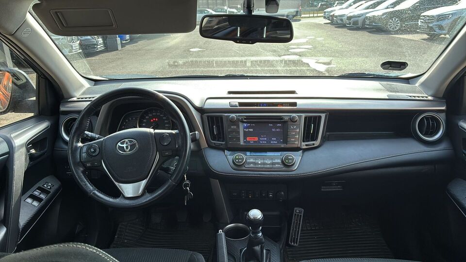Toyota RAV4 vaihtoauto