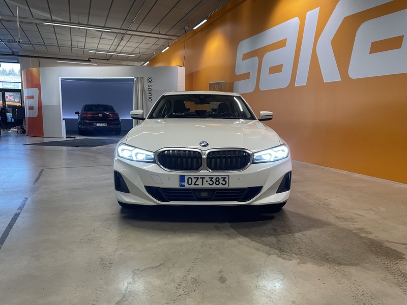 BMW 330 vaihtoauto