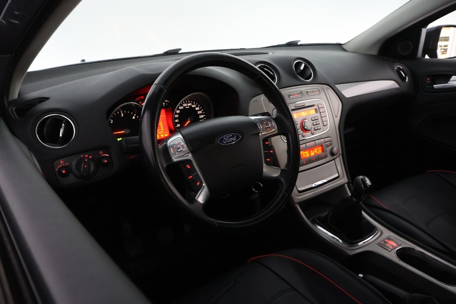 Ford Mondeo vaihtoauto