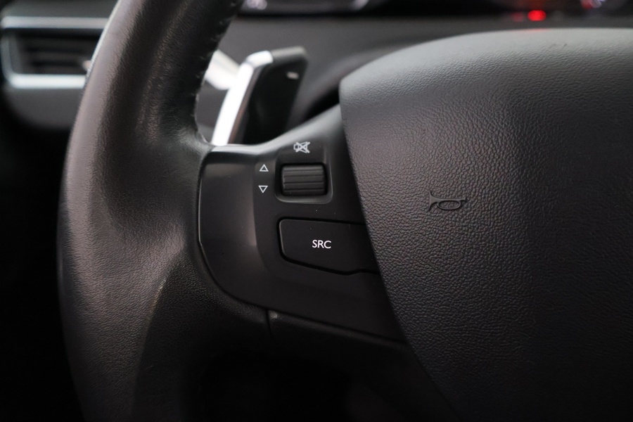 Peugeot 208 vaihtoauto