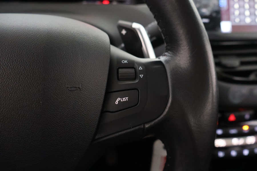 Peugeot 208 vaihtoauto