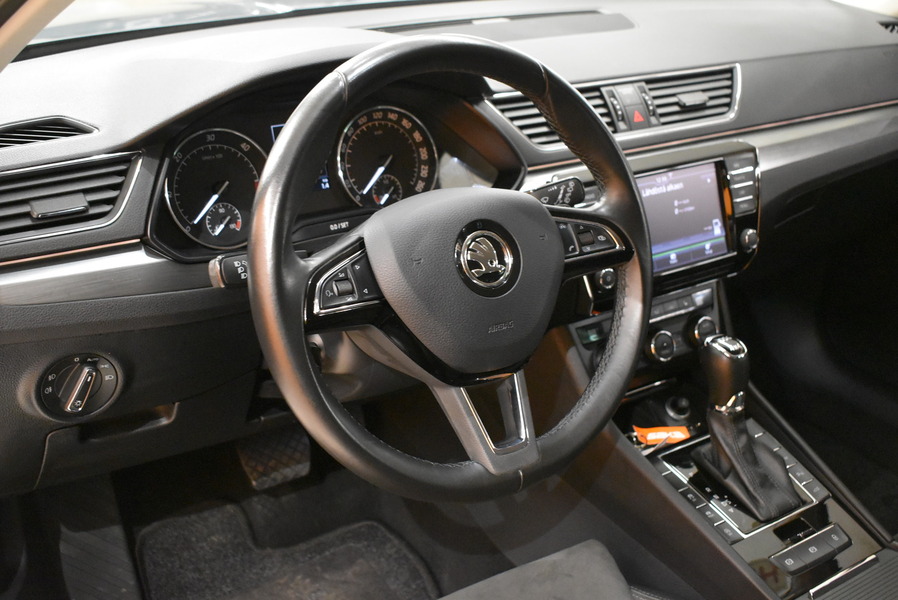 Skoda Superb vaihtoauto